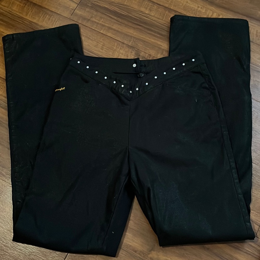 🖤 Wrangler Front V Cut Pants 🖤